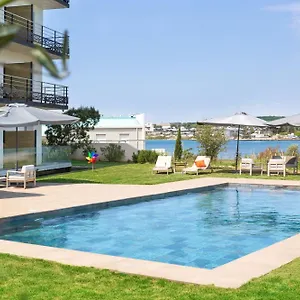 Golden Tulip Provence Martigues
